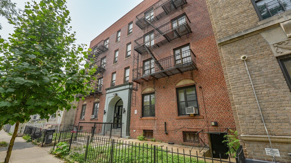 More Photos Of 330 E 22nd St, Brooklyn Apartments For Sale