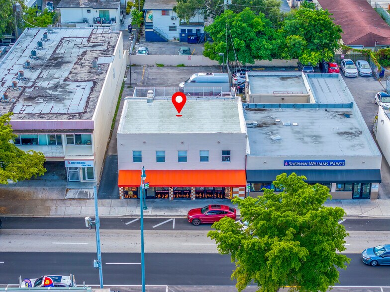 More Photos Of 440 SW 8th St, Miami Storefront Retail Residential For Sale
