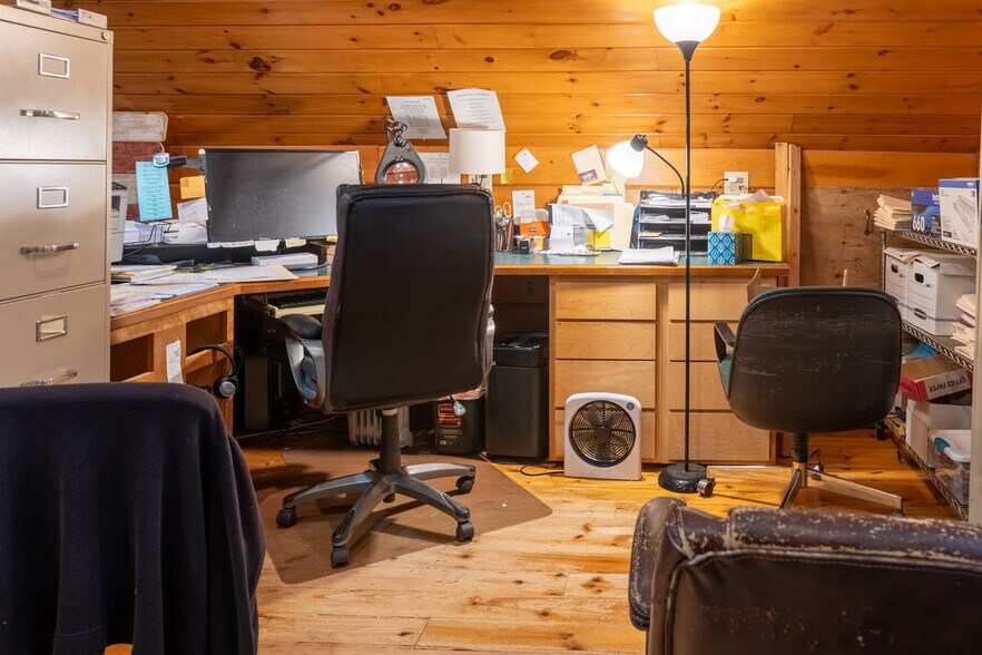 More Photos Of 14931 State Highway 37, Whittington Winery Vineyard For Sale