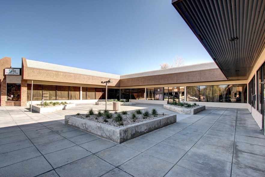 More Photos Of 340 Lashley St, Longmont General Retail For Sale