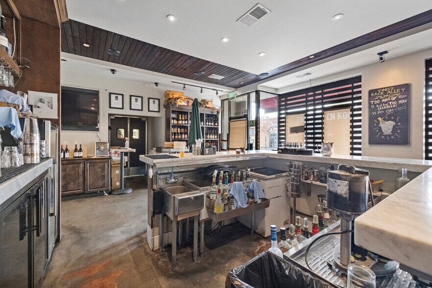 More Photos Of 47 W Main St, Alhambra Restaurant For Lease