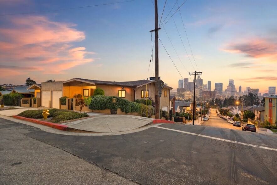 Primary Photo Of 1026 Figueroa Ter, Los Angeles Apartments For Sale