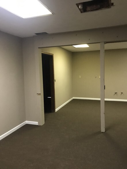 More Photos Of 3210 Moon Station Rd, Kennesaw Industrial For Sale