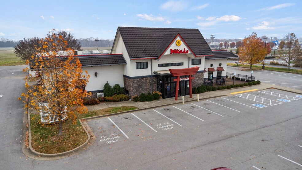 Primary Photo Of 209 Claire Ave, Oak Grove General Retail For Sale