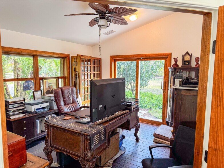 More Photos Of 5009 SW Oakwood Ave, Arcadia Land For Sale