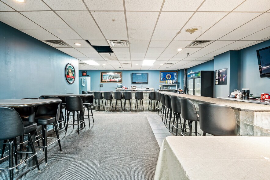 More Photos Of 5400 William Penn Hwy, Export Restaurant For Sale