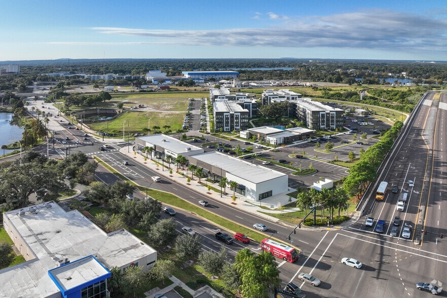 More Photos Of 320-340 Kathleen Rd, Lakeland Storefront For Lease