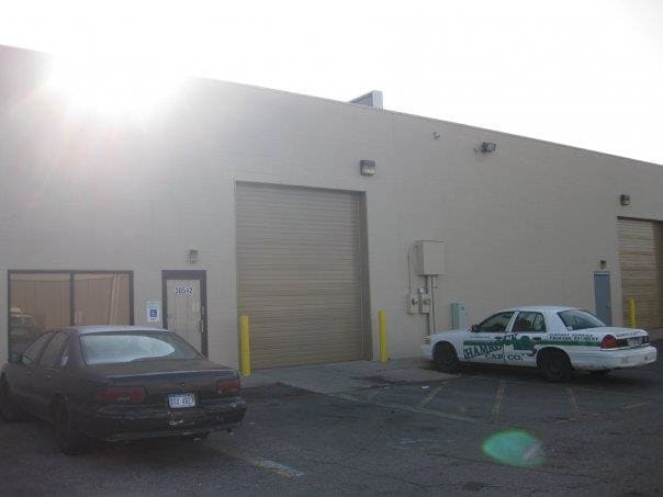 More Photos Of 30500-30510 Gratiot Ave, Roseville Unknown For Lease