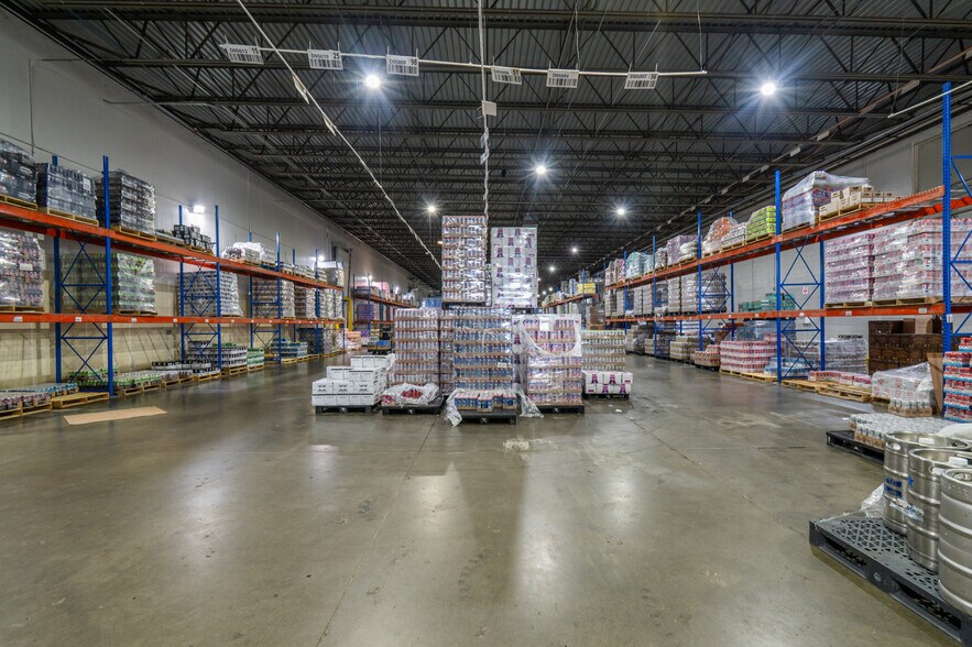 More Photos Of 13255 Centech Rd, Omaha Distribution For Sale
