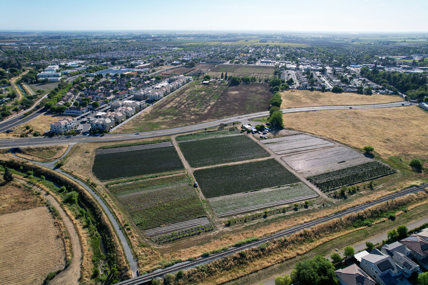 More Photos Of 7865 Brentwood Blvd, Brentwood Land For Sale