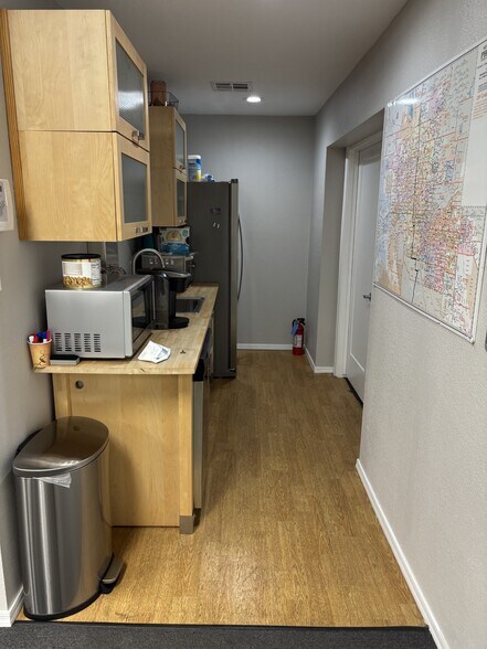 More Photos Of 2814 W Northern Ave, Phoenix Office For Sale