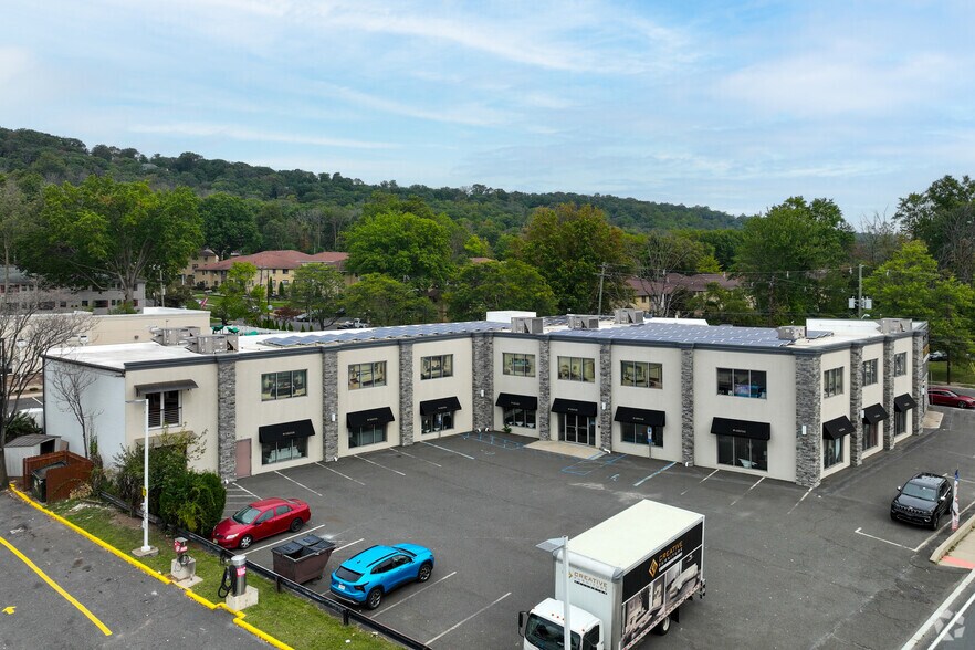 More Photos Of 481 US Highway 22, North Plainfield Freestanding For Sale