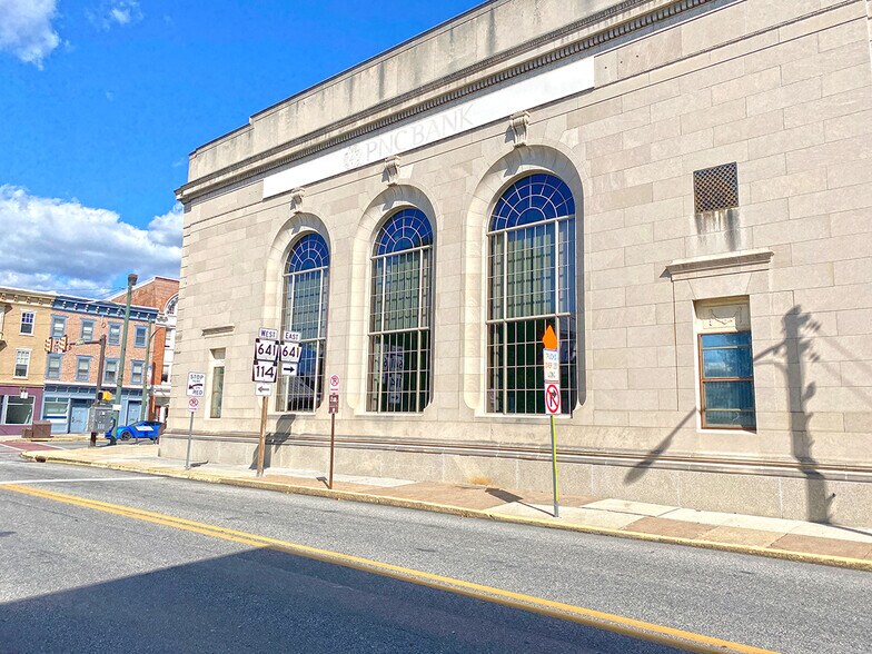 More Photos Of 2 E Main St, Mechanicsburg Office For Sale