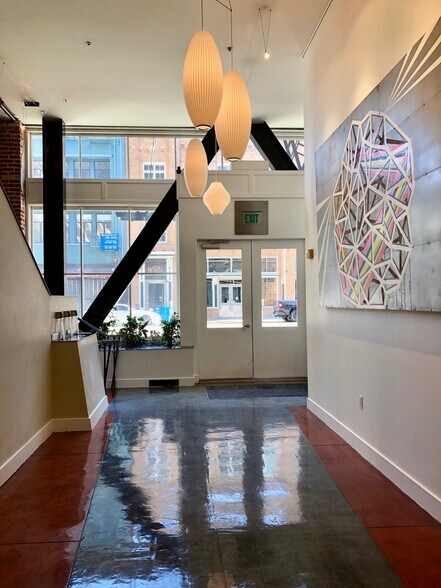 Primary Photo Of 580 Howard St, San Francisco Apartments For Lease