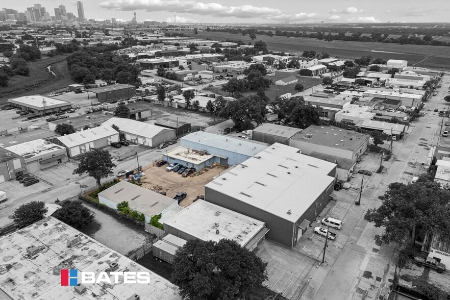 More Photos Of 4819 Vicksburg St, Dallas Showroom For Sale