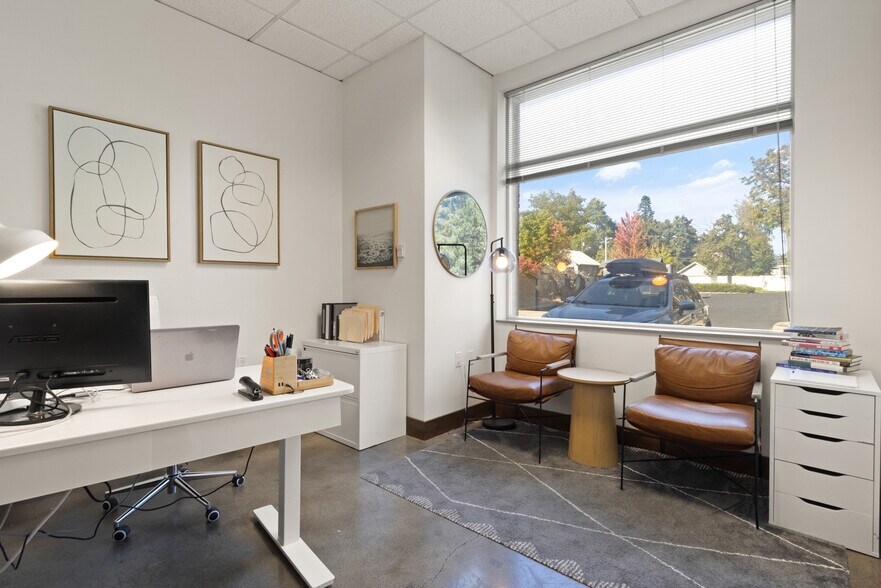 More Photos Of 623 E Wallace Ave, Coeur d'Alene Office For Sale