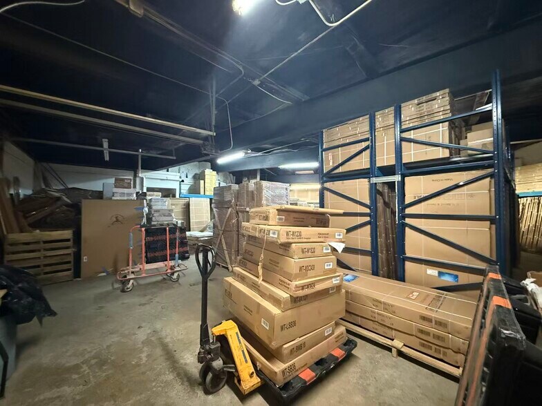 More Photos Of 42-52 Federal ave, Quincy Manufacturing For Sale