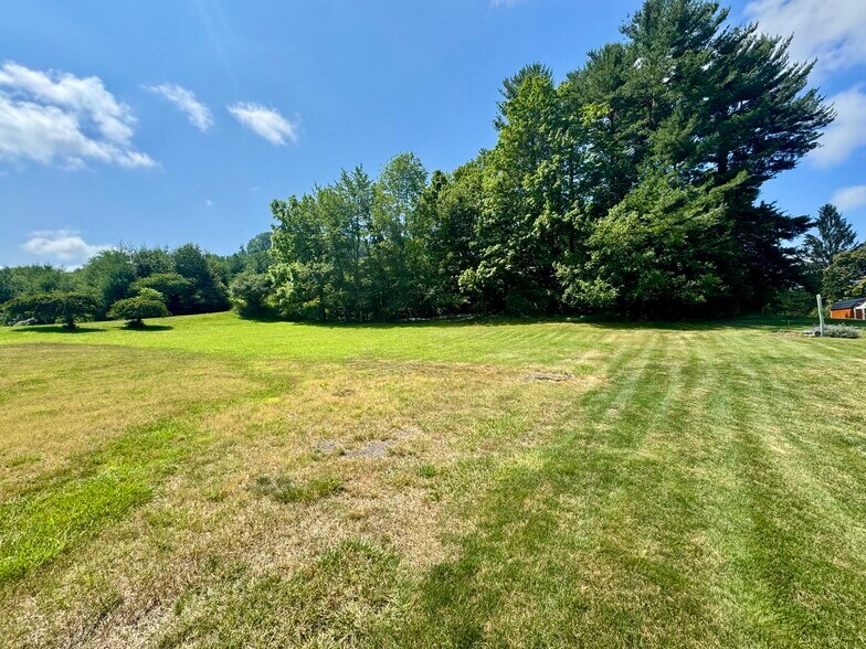 More Photos Of 1388 Ritter Dr, Daniels Freestanding For Sale