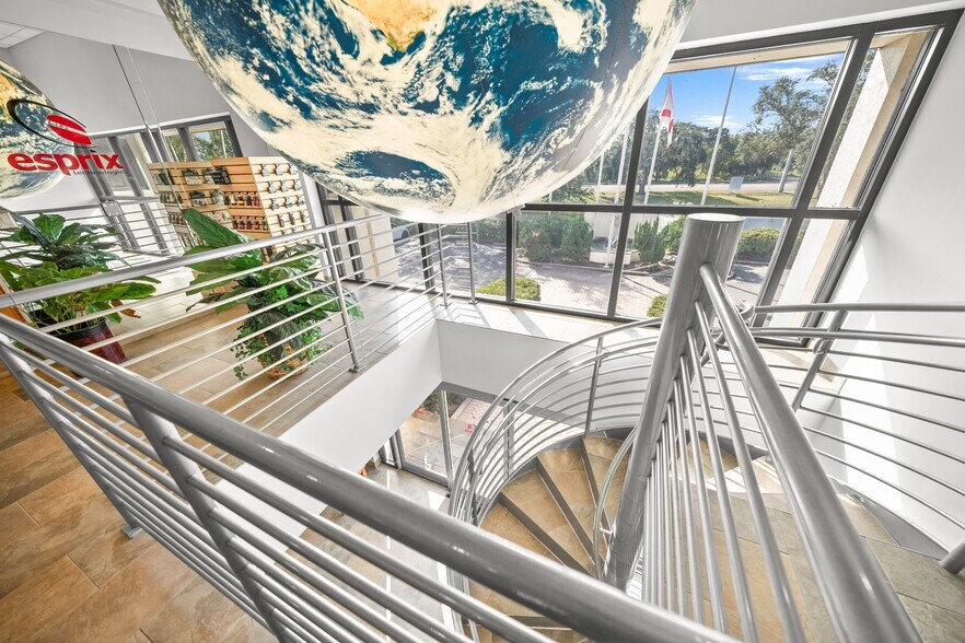 More Photos Of 7680 Matoaka Rd, Sarasota Office For Sale