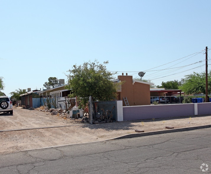 More Photos Of 2528 N Fontana Ave, Tucson Apartments For Sale