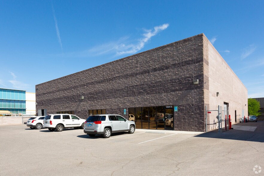 More Photos Of 1910 E Maule Ave, Las Vegas Warehouse For Sale