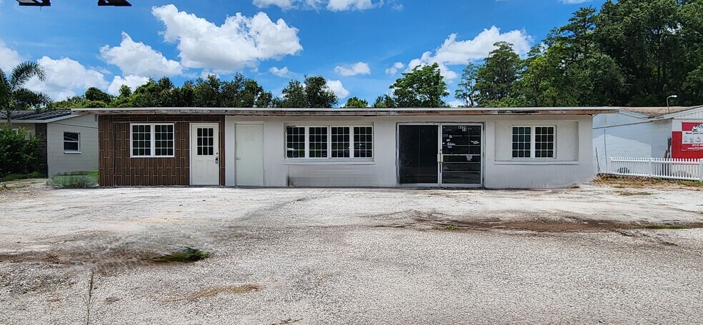 More Photos Of 4629 Land O Lakes Blvd, Land O' Lakes Freestanding For Sale