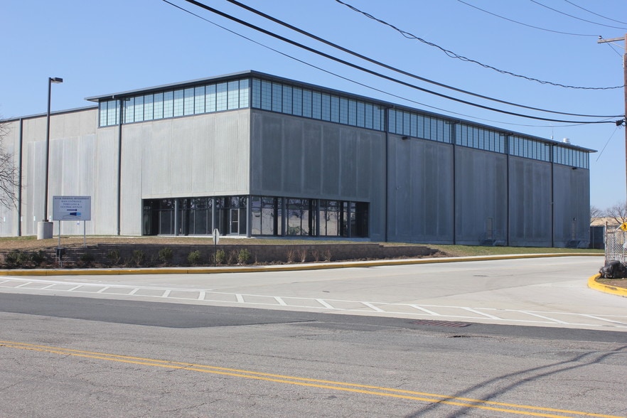 More Photos Of 120 Central Ave, Kearny Warehouse For Lease