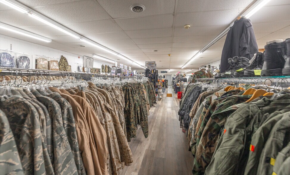 More Photos Of 363 Doolittle Outer Rd, Rolla General Retail For Sale