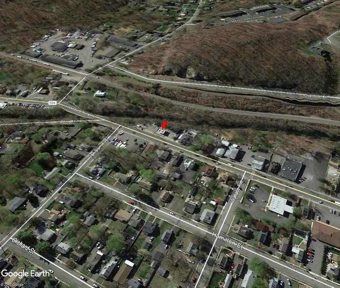 More Photos Of 5 Main St, Bloomingdale Service Station For Sale