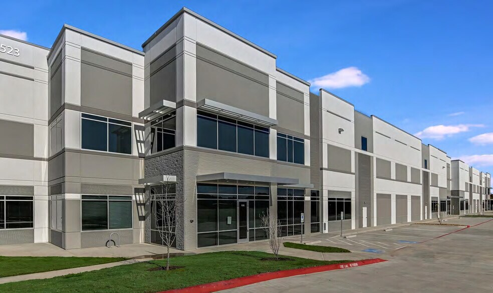 More Photos Of 8522 Connor Lane Bldg B, Austin Unknown For Lease