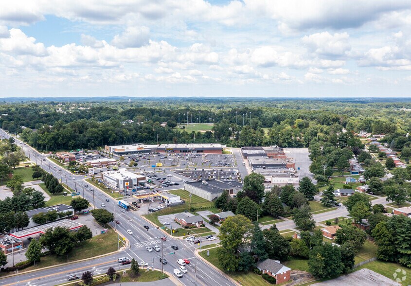 More Photos Of 11910-11951 Reisterstown Rd, Reisterstown Unknown For Lease