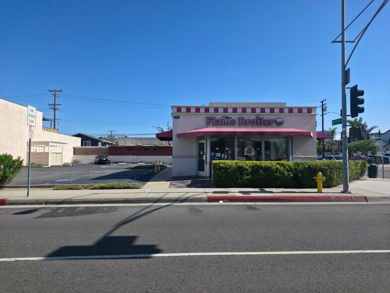 More Photos Of 2024 W Carson St, Torrance Fast Food For Sale