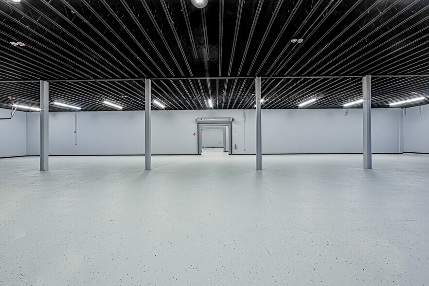 More Photos Of 102 S Shaver St, Pasadena Warehouse For Lease