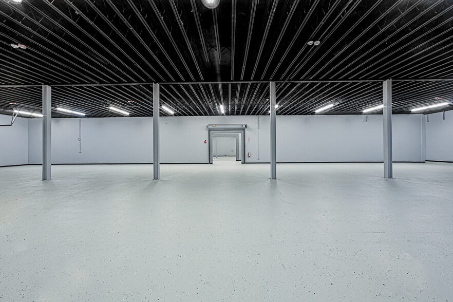 More Photos Of 102 S Shaver St, Pasadena Warehouse For Lease