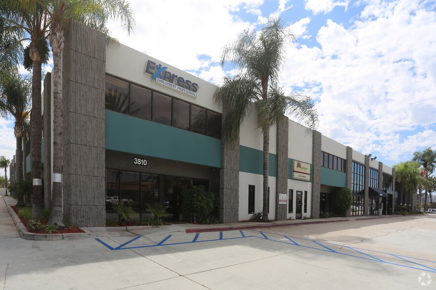 More Photos Of 1008-1028 N Tustin Ave, Anaheim Unknown For Lease