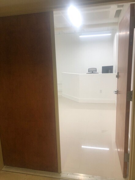 More Photos Of 4300 Biscayne Blvd, Miami Office Residential For Sale