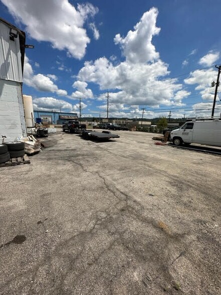 More Photos Of 3728 Airport Hwy, Birmingham Auto Repair For Lease