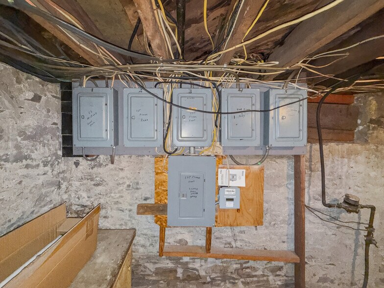 More Photos Of 288 Robinson St, Binghamton Apartments For Sale