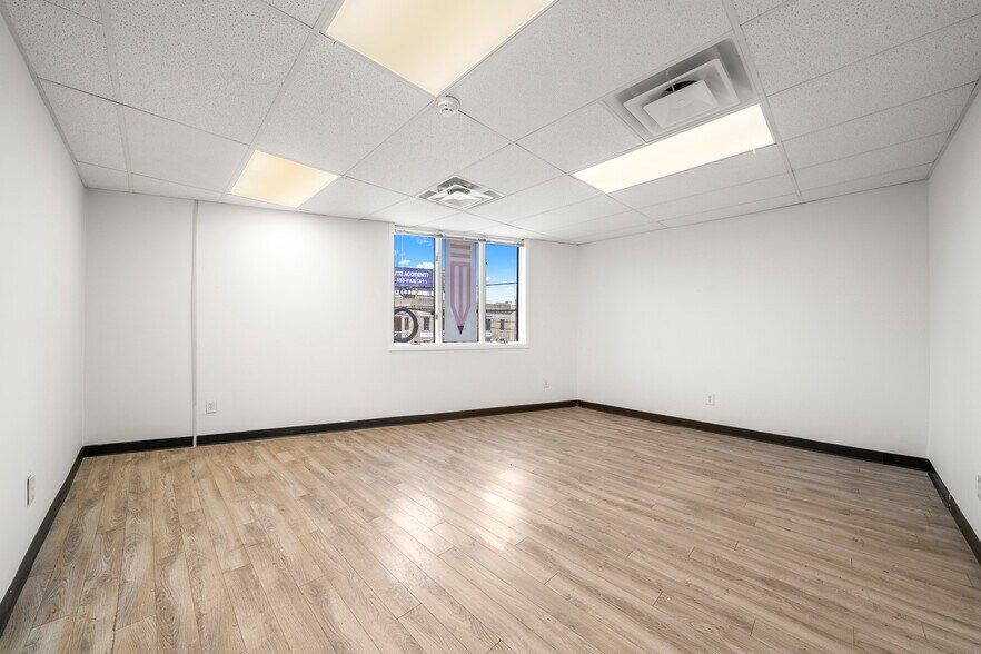 More Photos Of 40 Broad Ave, Palisades Park Office For Sale