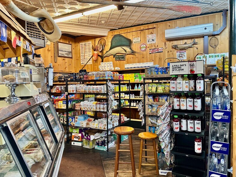 More Photos Of 325-329 Pequot Ave, Southport Storefront For Sale