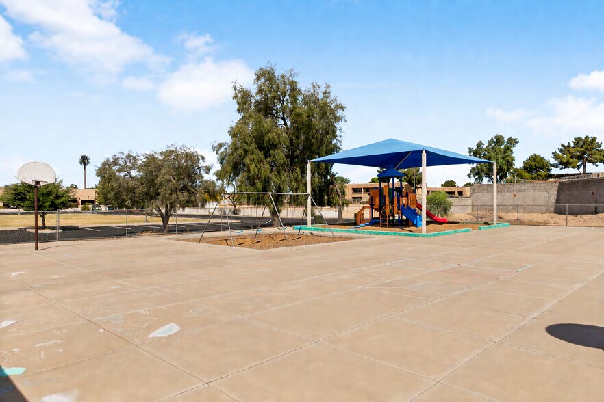 More Photos Of 3602 W Greenway Rd, Phoenix Daycare Center For Sale