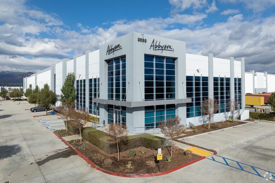 More Photos Of 9889 Almond Ave, Redlands Unknown For Lease