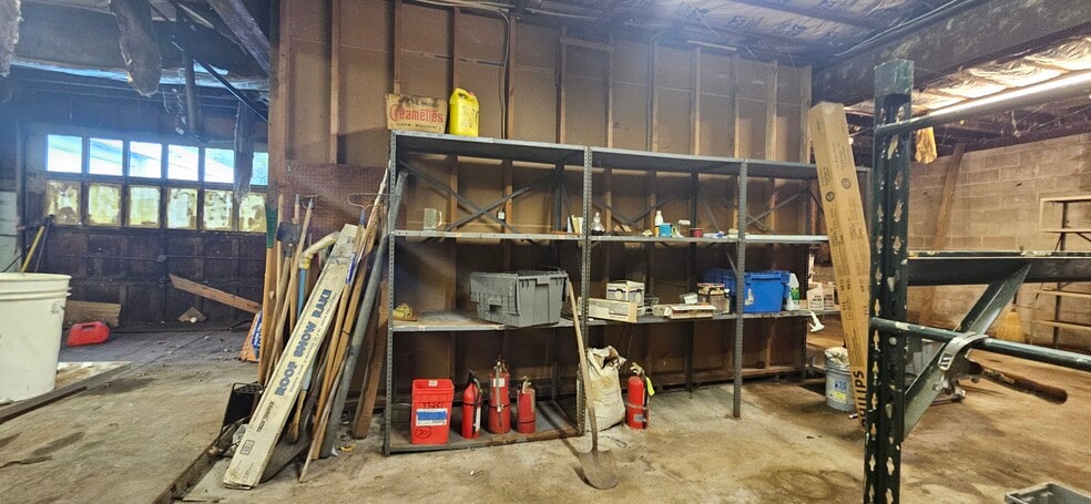 More Photos Of 9 E 44th St, Wilmington Office Residential For Sale