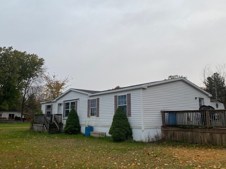 More Photos Of 12425 Timber Trl, Adams Center Manufactured Housing Mobile Home Park For Sale
