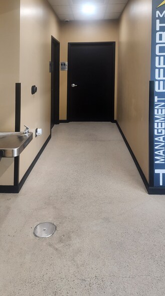 More Photos Of 2490 S Recker Rd, Gilbert Sports And Entertainment For Lease