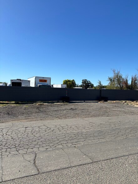 More Photos Of 1242 Santa Ana ave, Sacramento Land For Sale