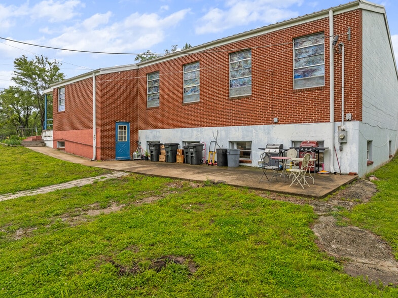 More Photos Of 1424 S 55th St, Kansas City Religious Facility For Sale