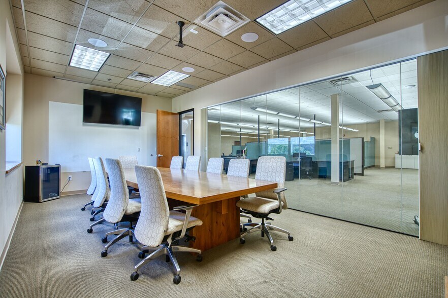 More Photos Of 1399 Horizon Ave, Lafayette Research And Development For Lease