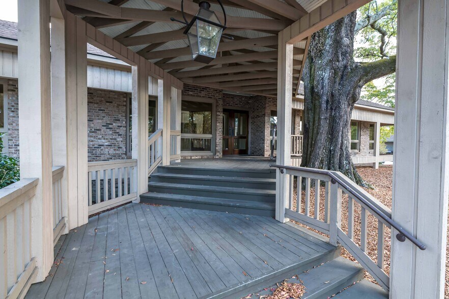 More Photos Of 2900 Warm Springs Rd, Columbus Office For Sale