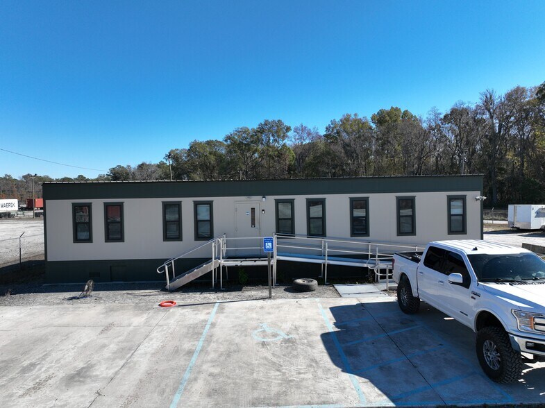 More Photos Of 165 Distribution Drive, Pooler Land For Lease